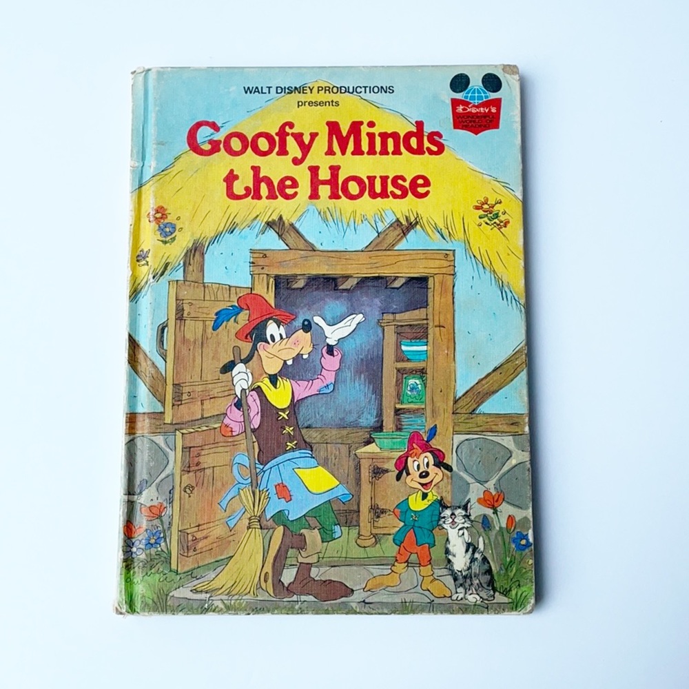 Walt Disney Goofy Minds The House Vintage Book
